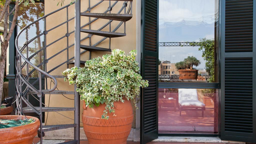 Fontana Di Trevi Penthouse Apartment Rome Luaran gambar